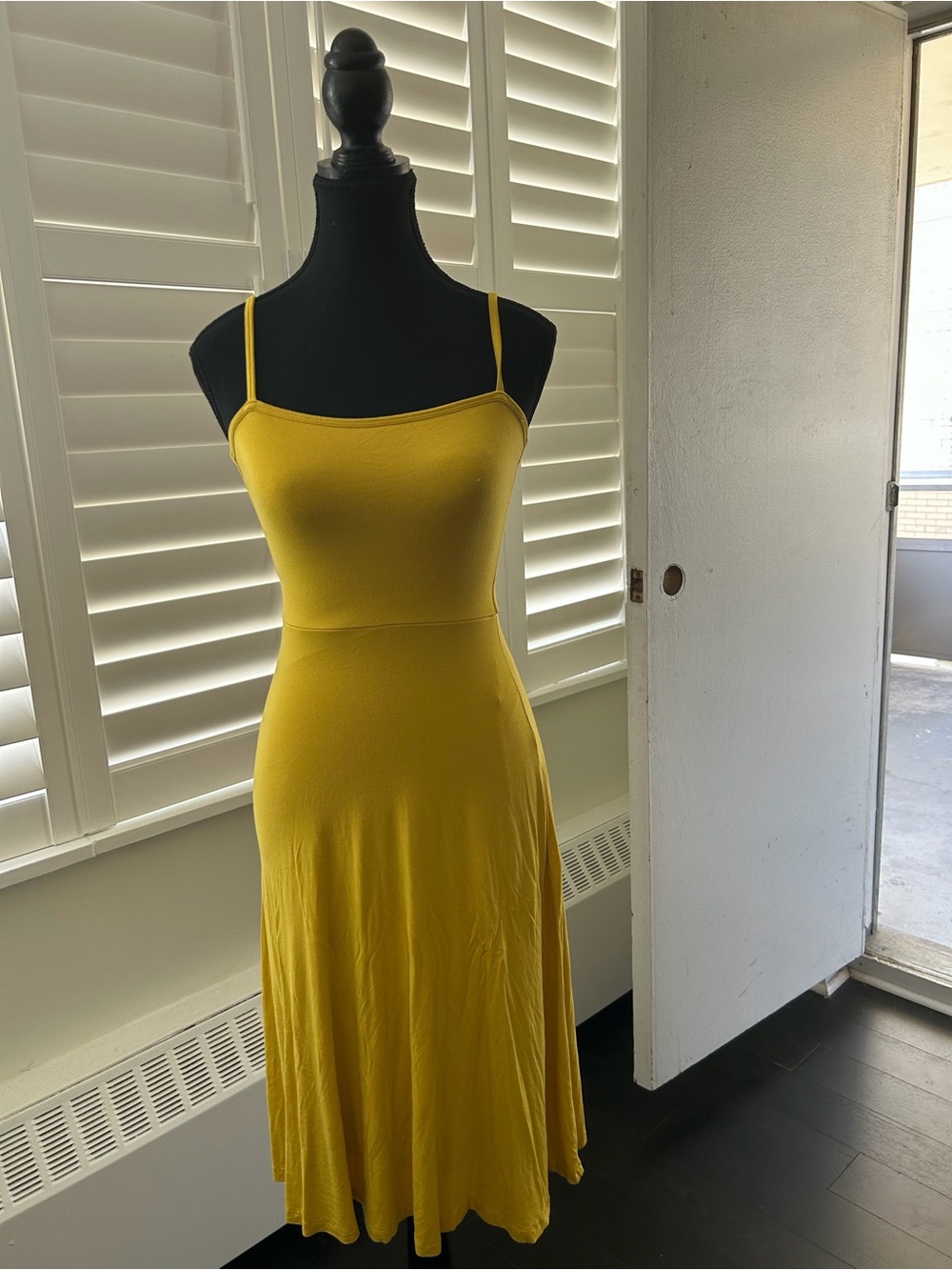 Wilfred Mustard Yellow Spaghetti-Strap Midi Dress